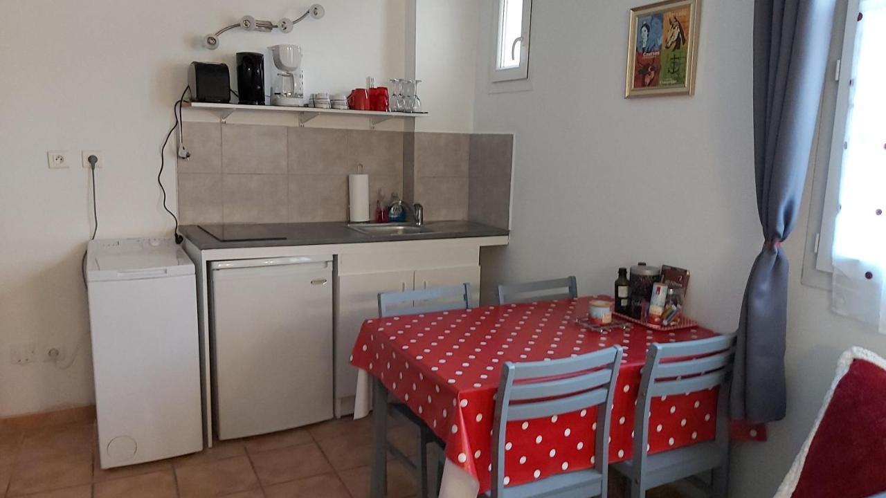 L'Appartement De L'Eglise Saintes-Maries-de-la-Mer Luaran gambar